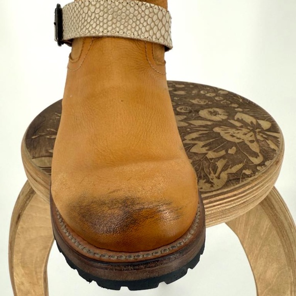 Freebird by Steven Denmark Leather Riding Style Boots Genuine Sheep Fur - Picture 15 of 17